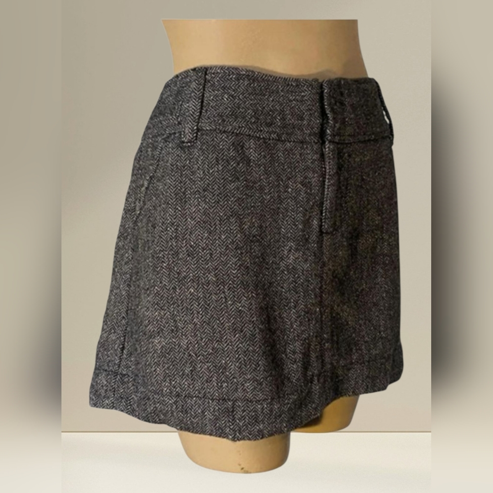 American Eagle Outfitters Gray  Herringbone Tweed Mini Skirt